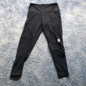 UMass Amherst active leggings